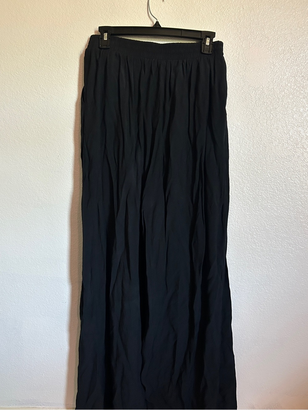 SHEIN Black Lightweight Elastic Pants - Picture 2 of 3